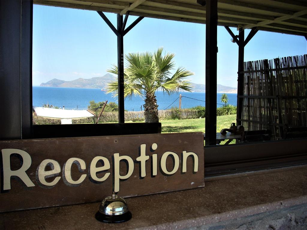 Sea View Suite Methana Luaran gambar